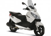 Piaggio X7 300